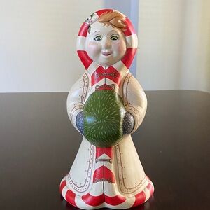 Vaillancourt Large Snowlady with Muff